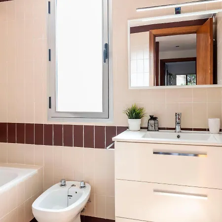 Flat Terrace - Pool & Parking شقة