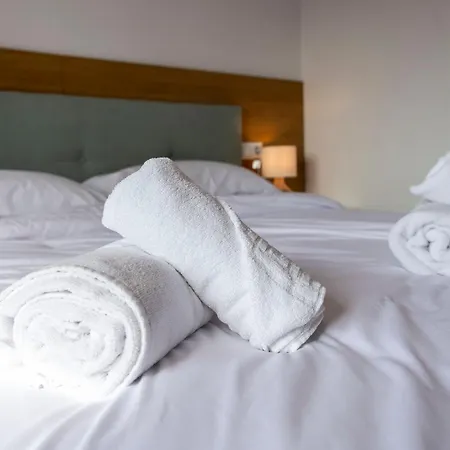 Flat Terrace - Pool & Parking Appartamento *